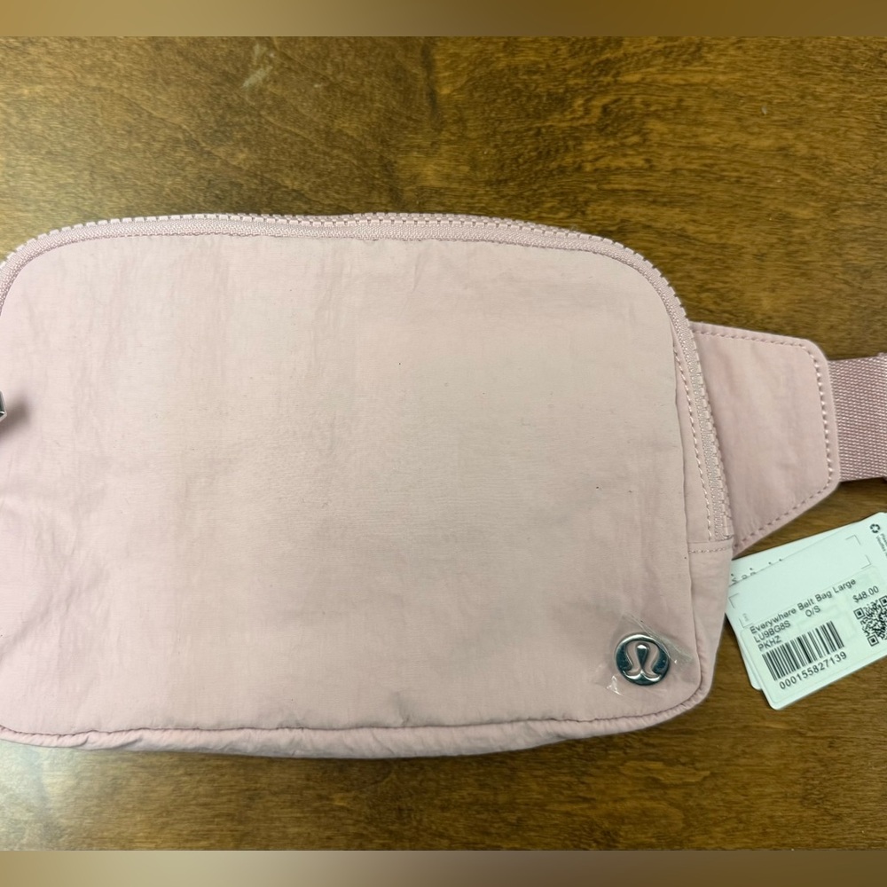 Lululemon Everywhere Belt Bag Large 2L in Pink Haze